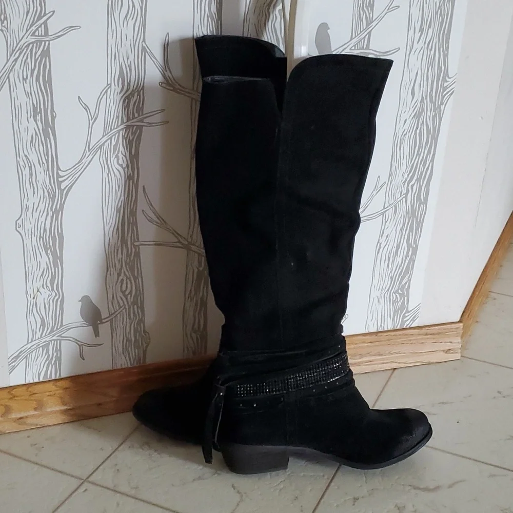 Naughty Monkey Black Suede Boots - Picture 4 of 5